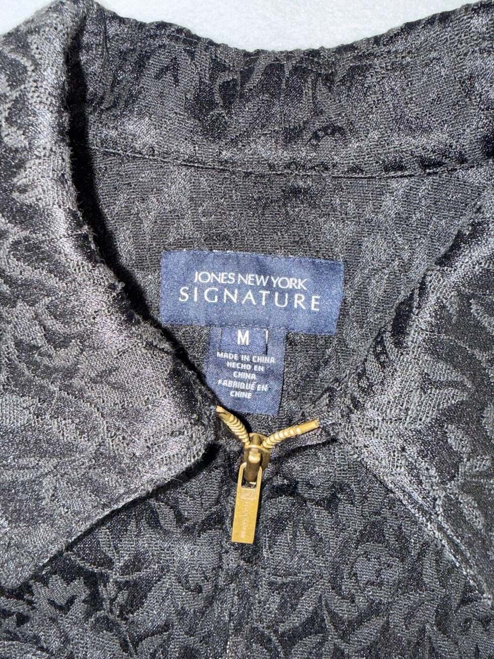 Jones New York Signature Jacket Size M Black Floral Embossed Full Zip - Picture 3 of 9